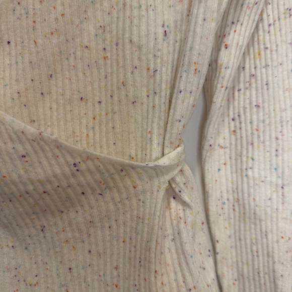 Wild Fable Speckled Rib Knit Wrap Top – Size Small - Picture 4 of 9